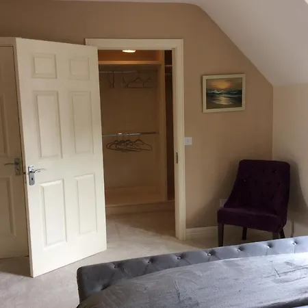 Bed & Breakfast Carolans Court Guesthouse